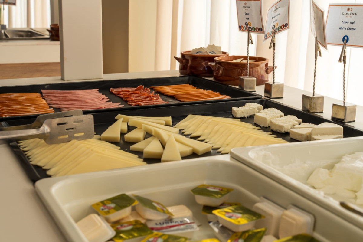 Dimitra Hotel & Apartments