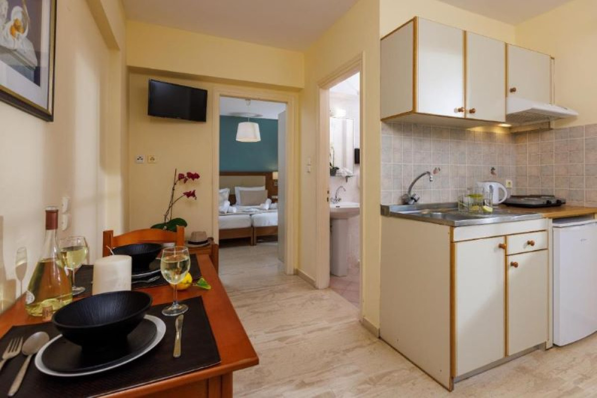 DIMITRA HOTEL & APTS
