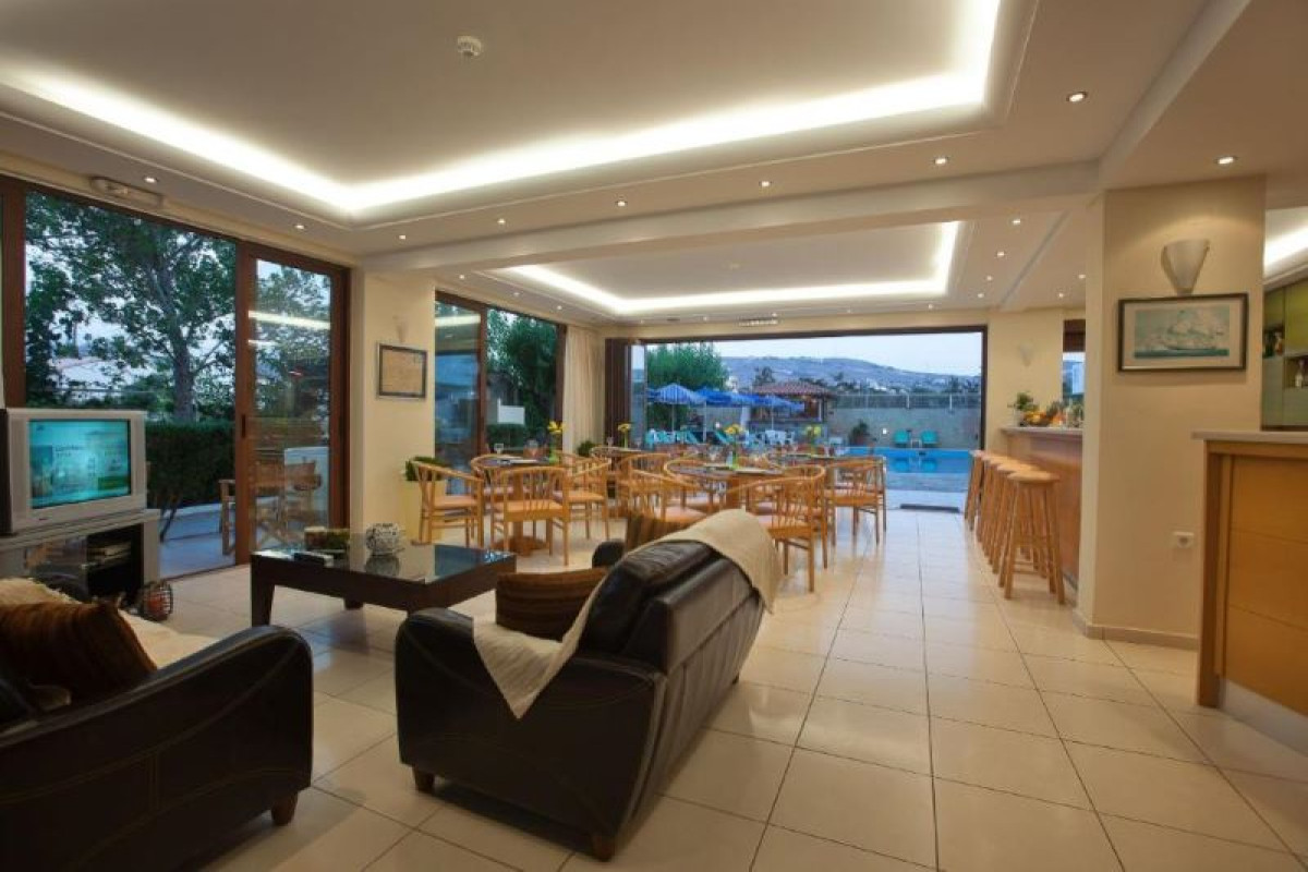 DIMITRA HOTEL & APTS