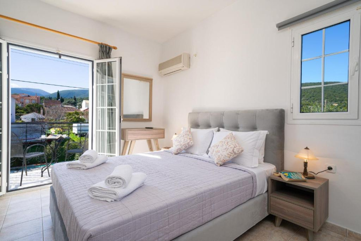 Dimitris Studios