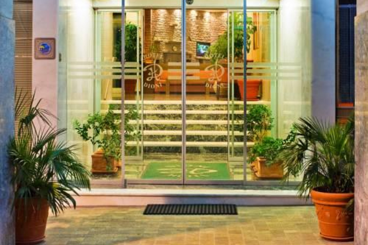 Dioni Hotel