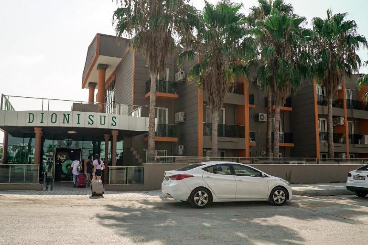 DIONISUS HOTEL