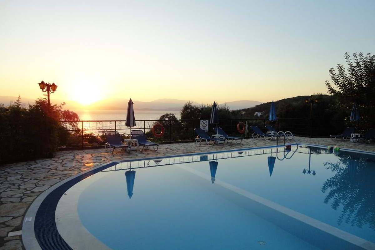 Dionysos Apartments