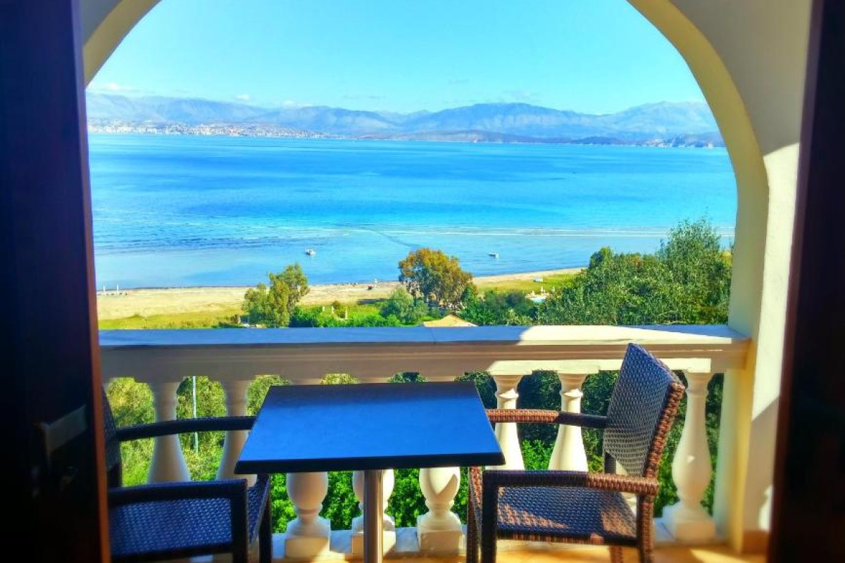 Dionysos Apartments