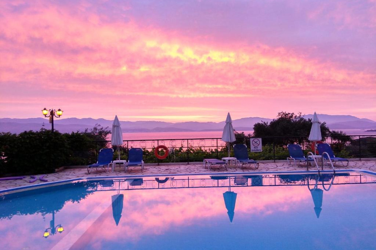 Dionysos Apartments
