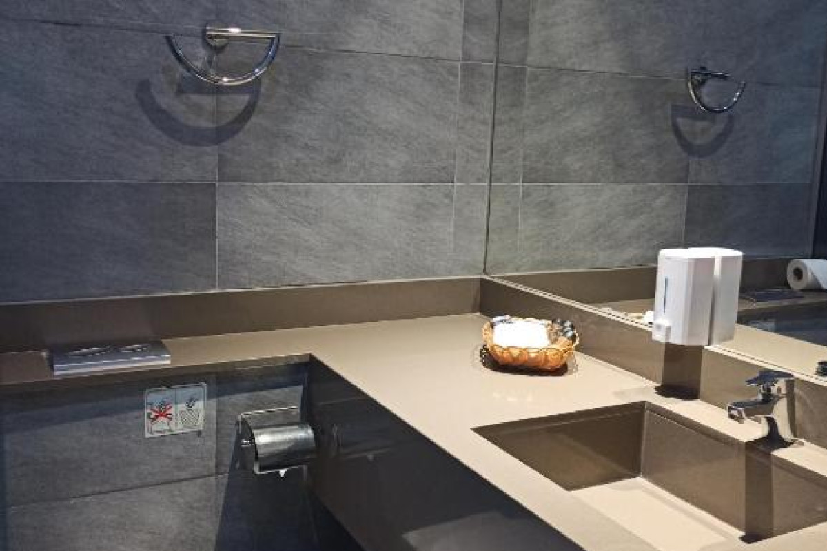 Dionysos Central Hotel