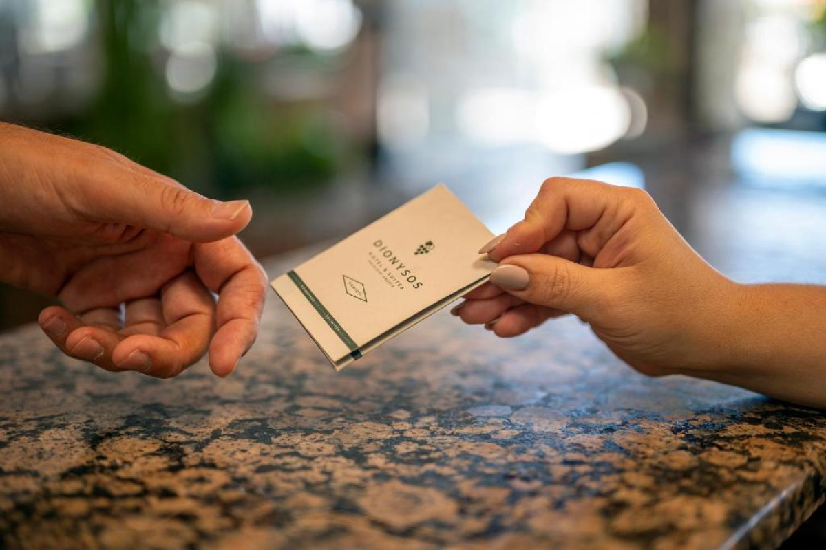 Dionysos Hotel & Suites