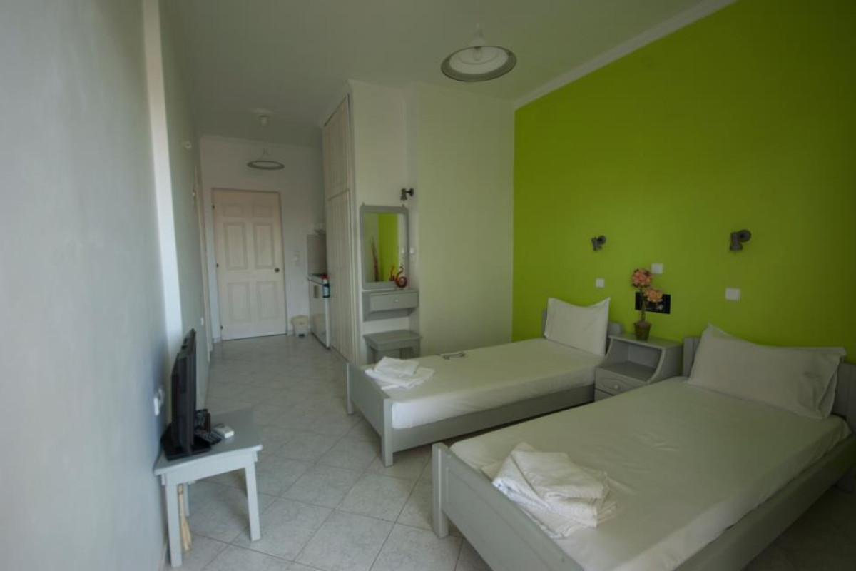 Dionysos Studios Apartments Nidri