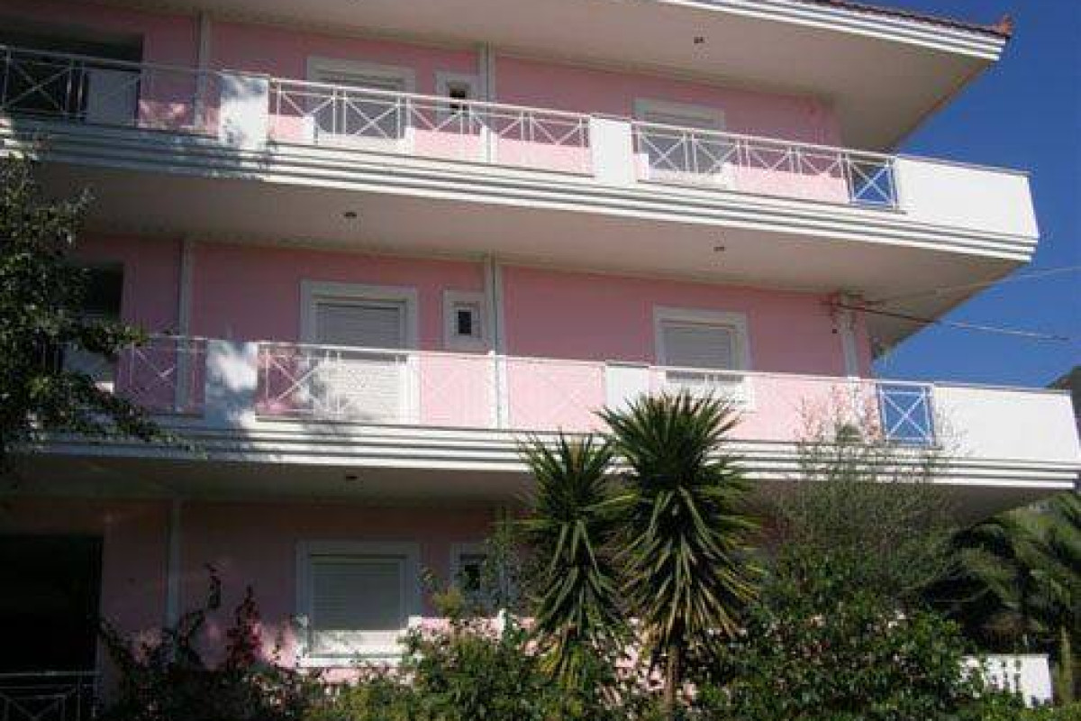 Dionysos Studios Apartments Nidri