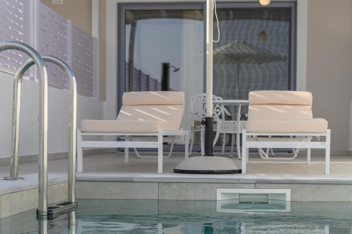 Dionysos Suites