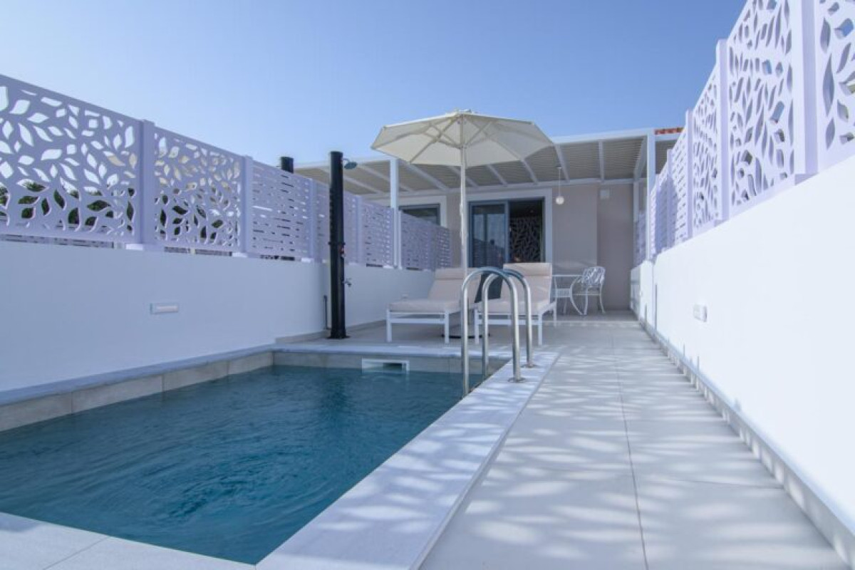 Dionysos Suites