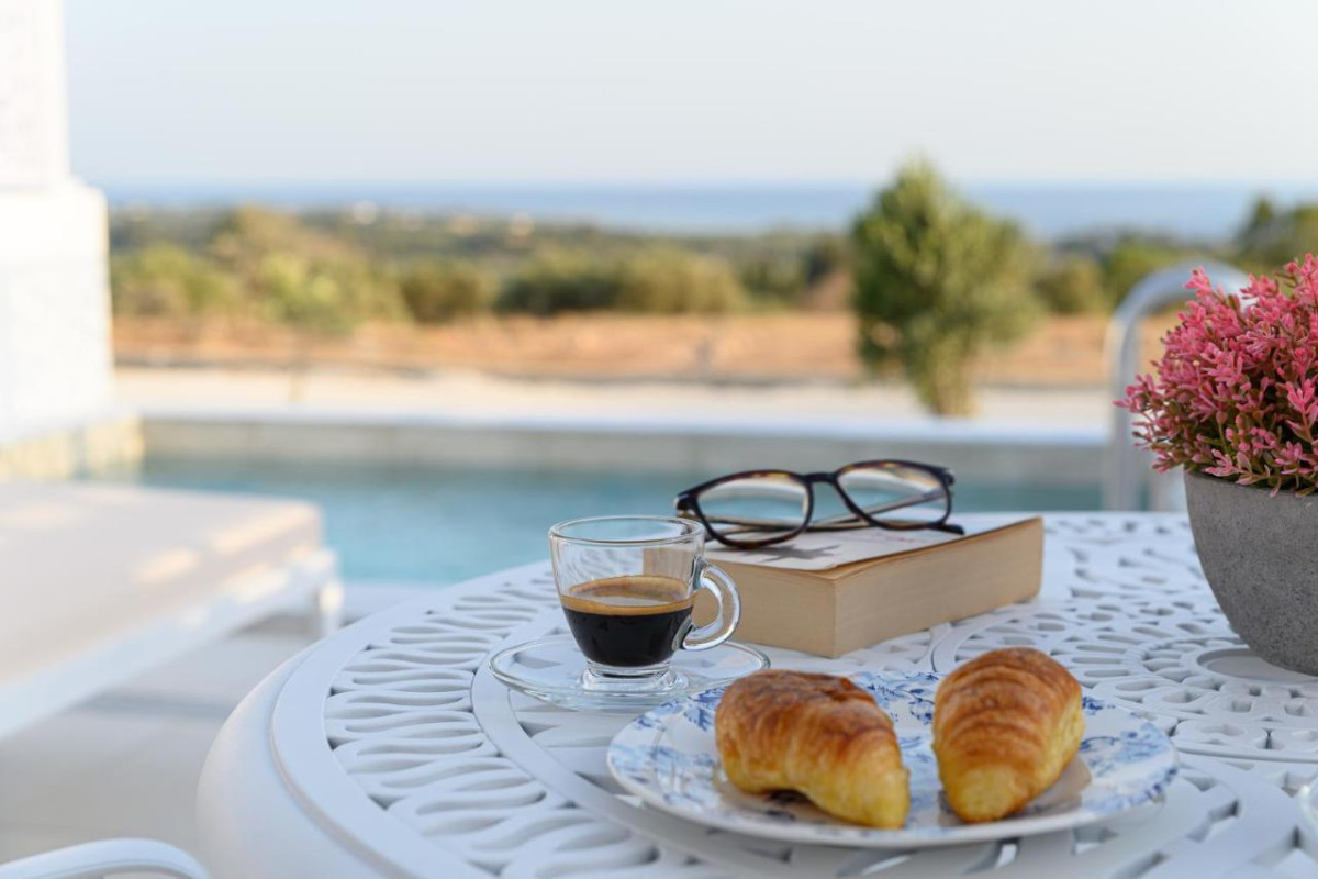 Dionysos Suites