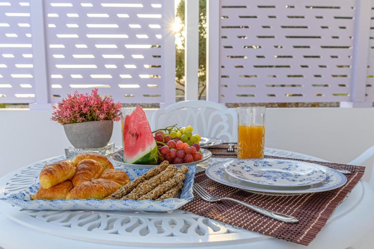 Dionysos Suites