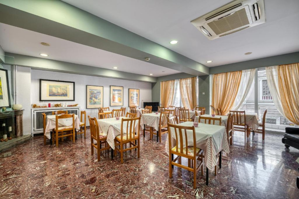 Diros Hotel