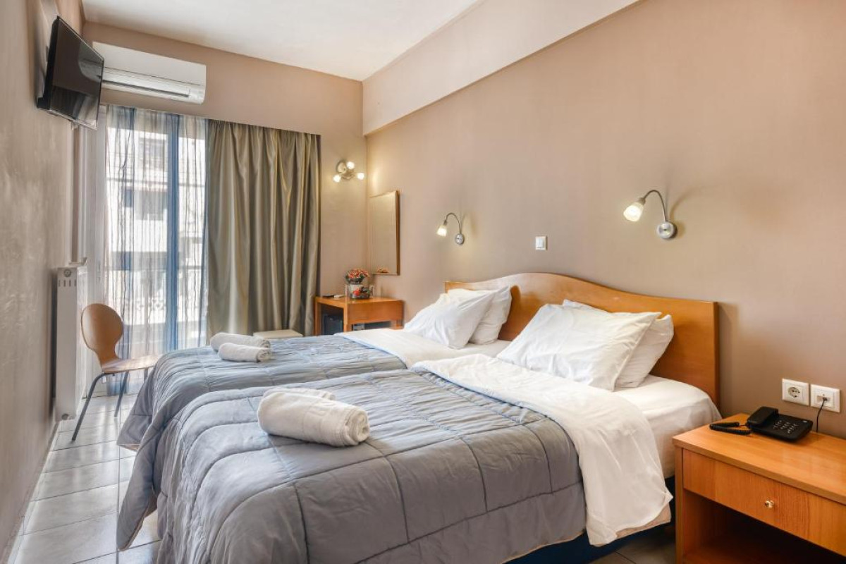 Diros Hotel