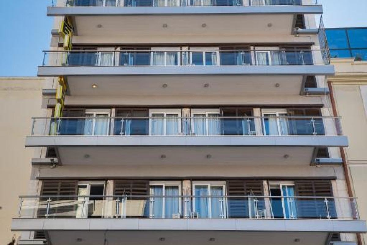 Diros Hotel