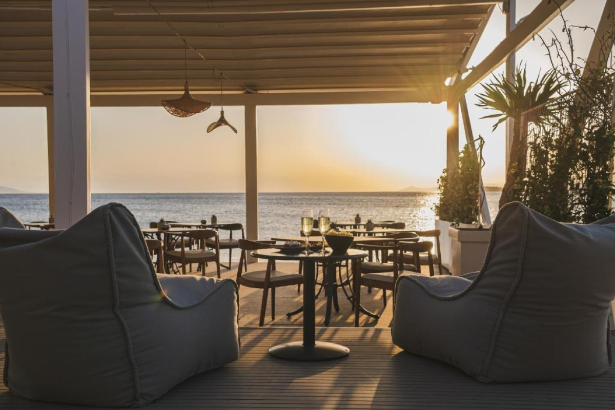 Divani Escape - Adults Only