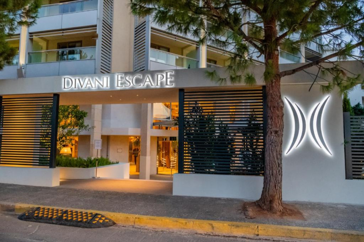 Divani Escape - Adults Only