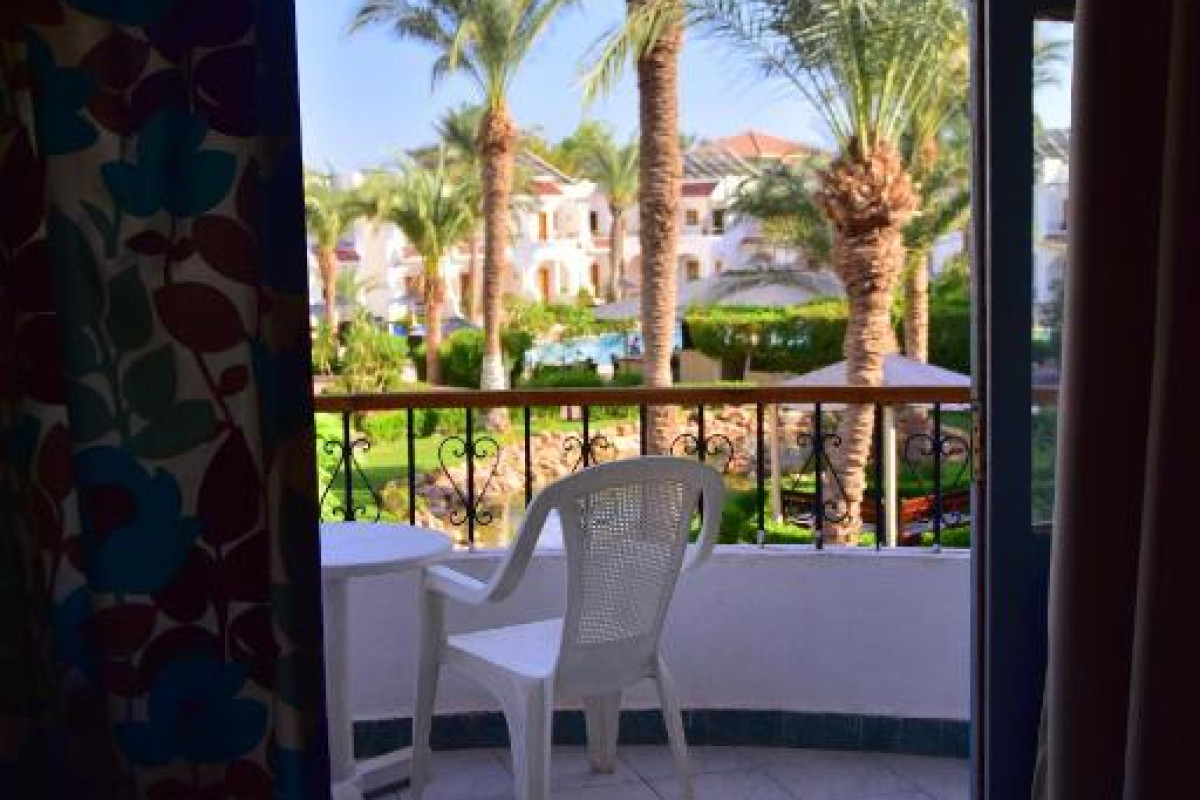 DIVE INN RESORT_
