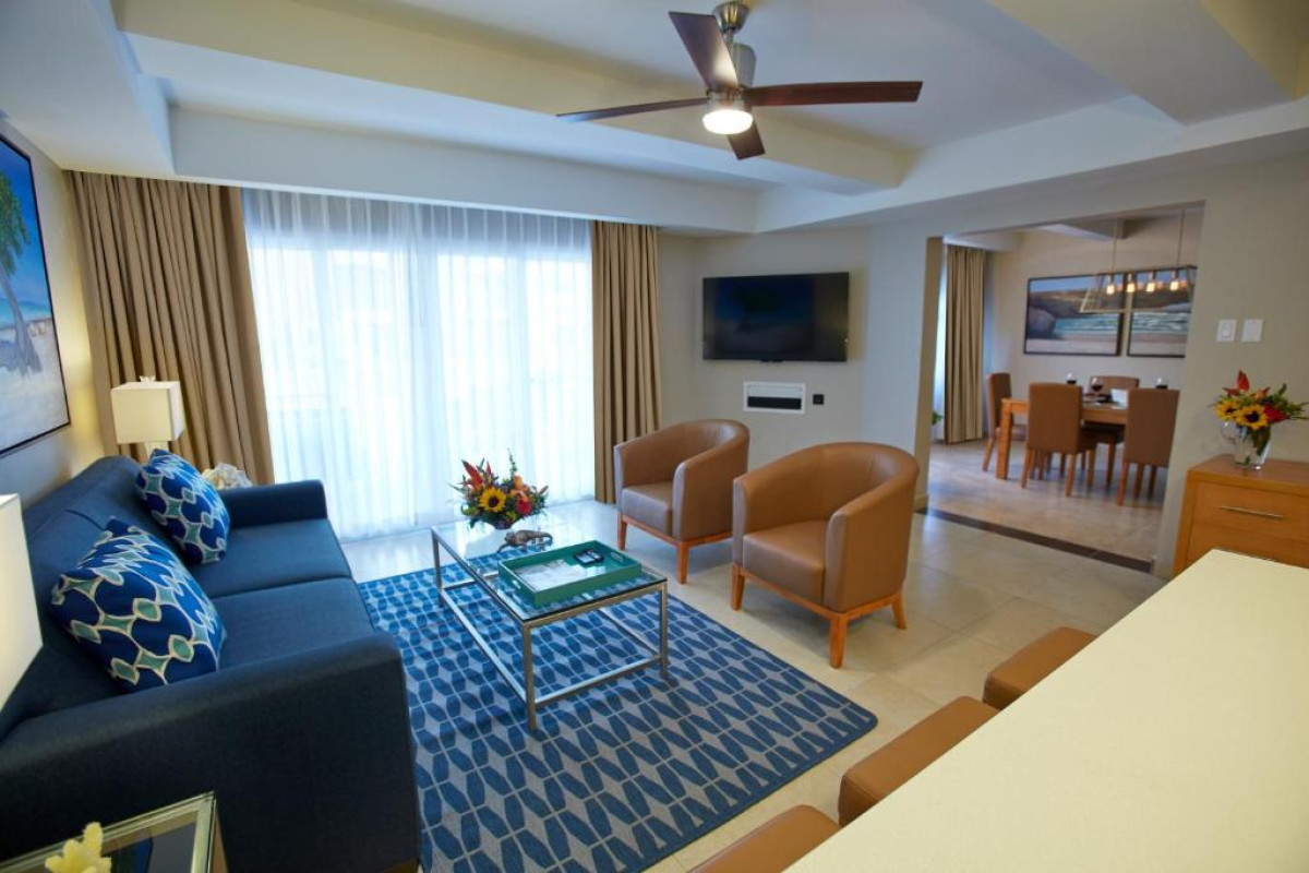 Divi Dutch Village Beach Resort