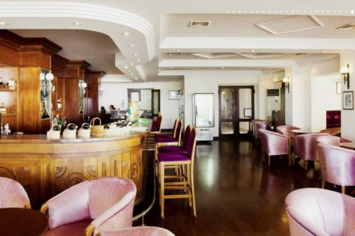 DOME HOTEL