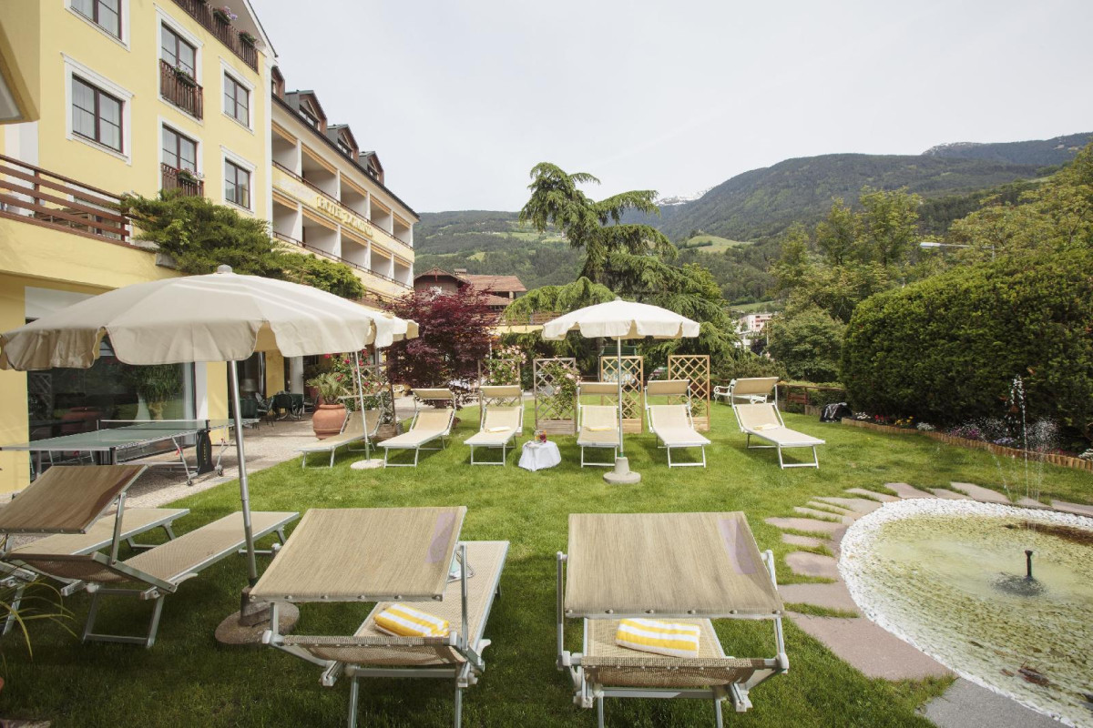 Dominik Alpine City Wellness Hotel