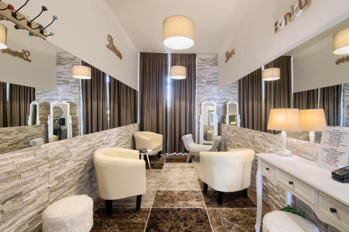 Domus Pietro Inn