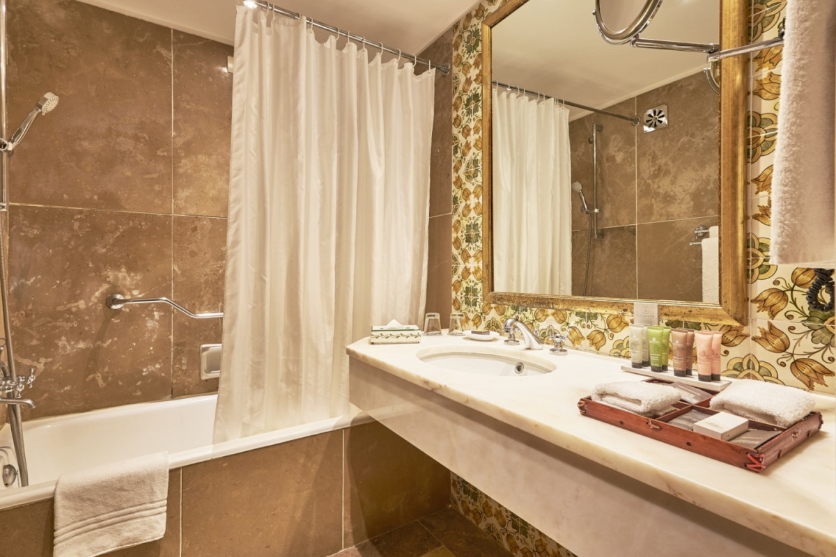 Dona Filipa Hotel