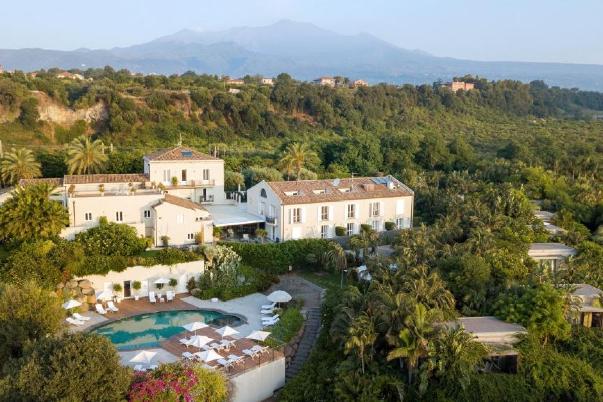 Donna Carmela Resort & Lodges