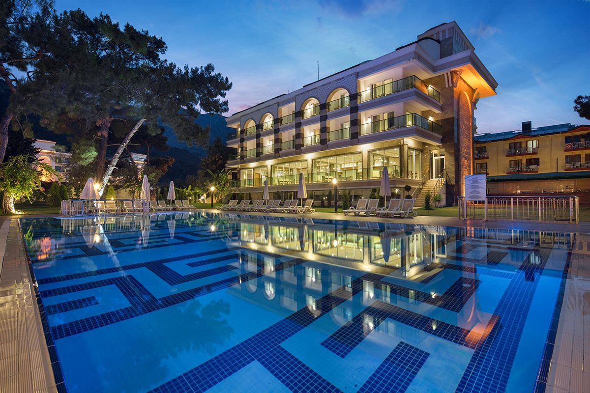 DOSINIA LUXURY RESORT
