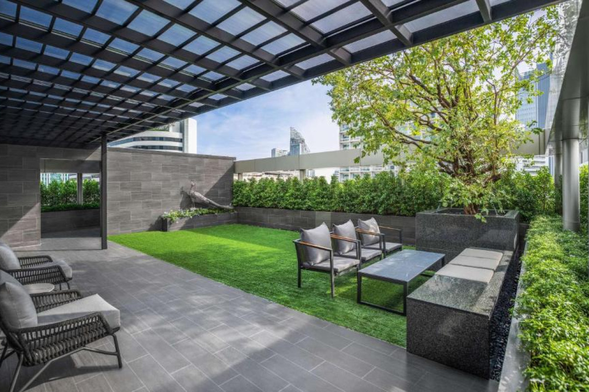 DoubleTree by Hilton Bangkok Ploenchit