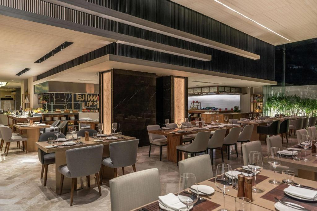 DoubleTree by Hilton Bangkok Ploenchit