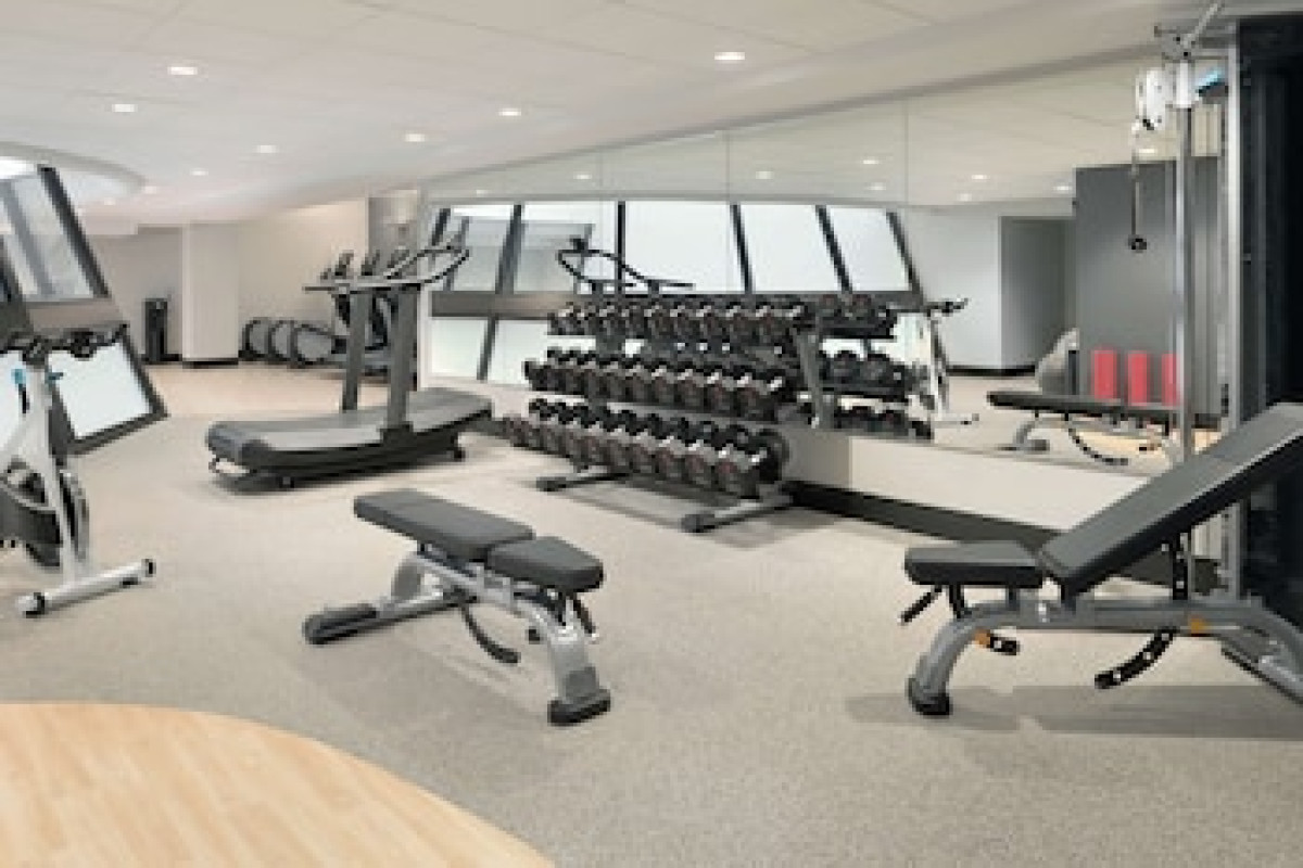 DOUBLETREE BY HILTON CHICAGO - MAGNIFICENT MILE
