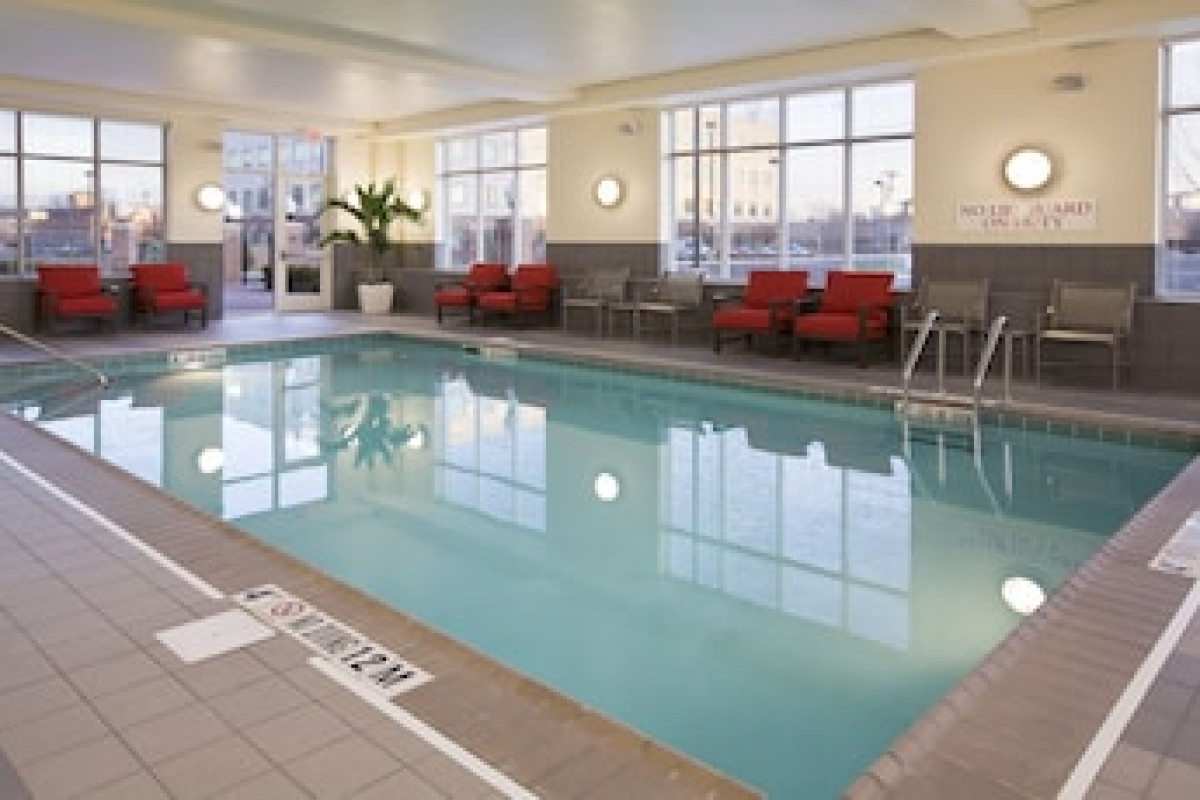 DOUBLETREE BY HILTON CHICAGO MIDWAY AIRPORT