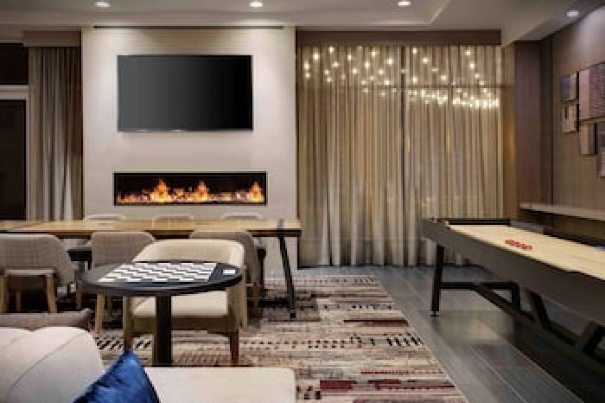 DOUBLETREE BY HILTON CHICAGO MIDWAY AIRPORT