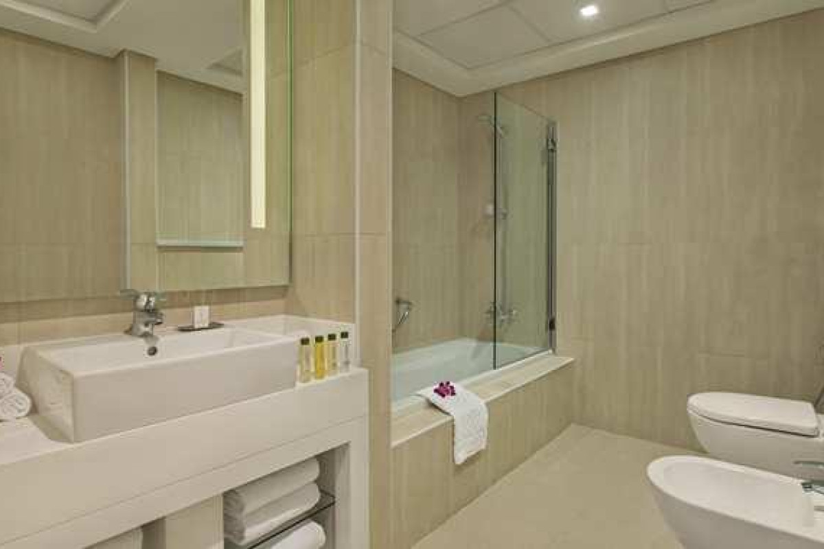 DOUBLETREE BY HILTON DUBAI JUMEIRAH BEACH