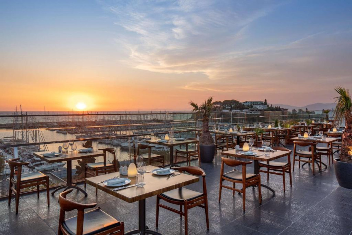 DoubleTree by Hilton Hotel Kusadasi