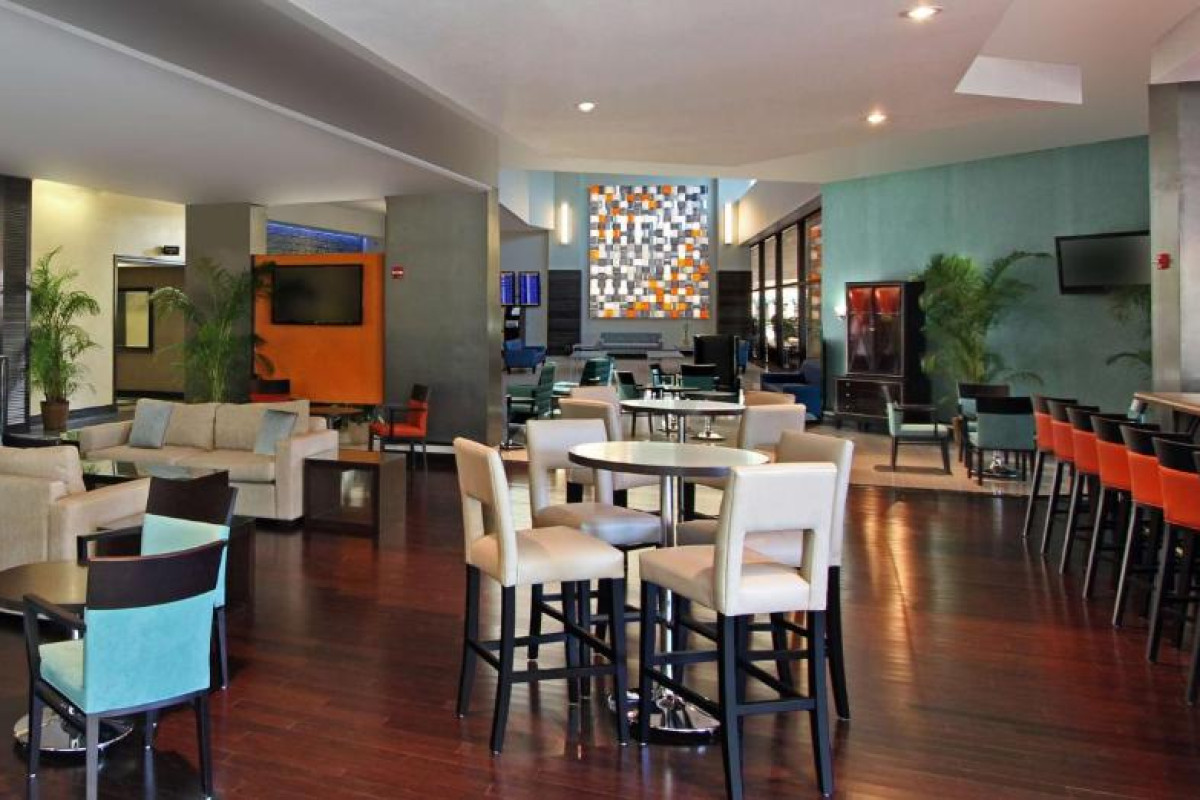 DoubleTree by Hilton Hotel Miami Airport & Convention Center