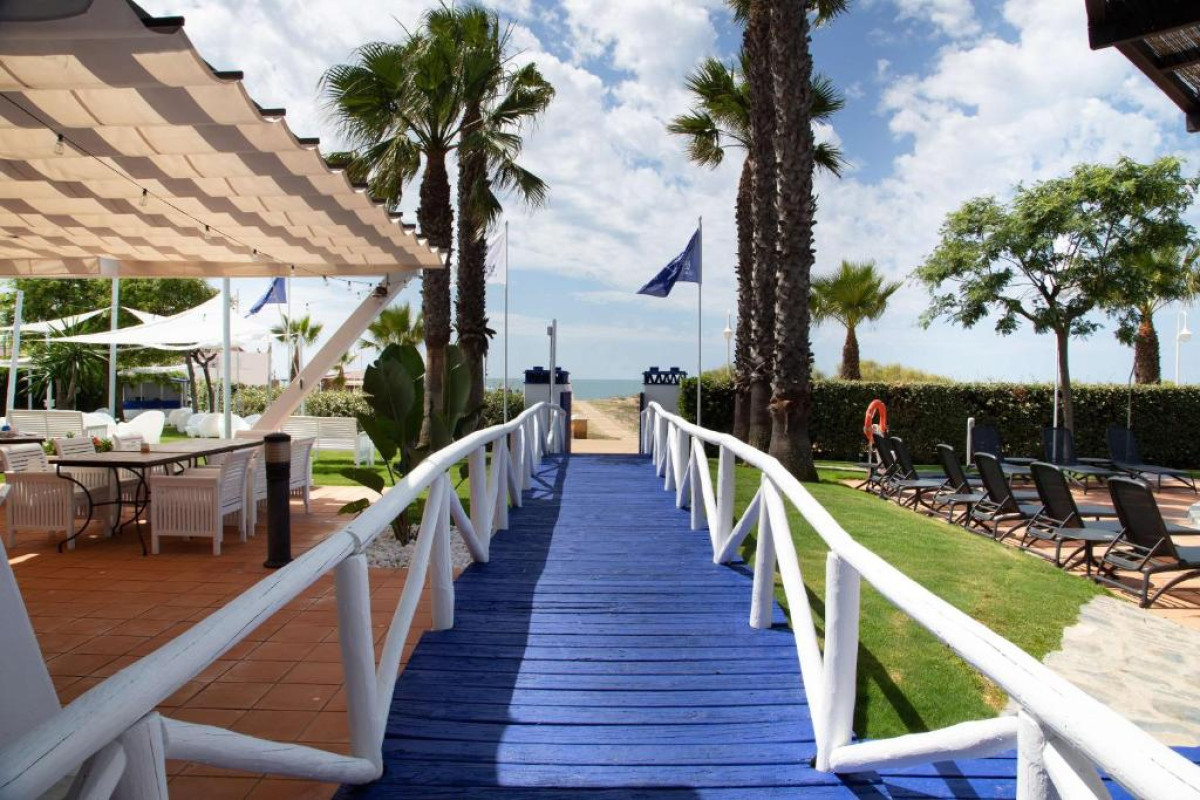 DoubleTree by Hilton Islantilla Beach Golf Resort