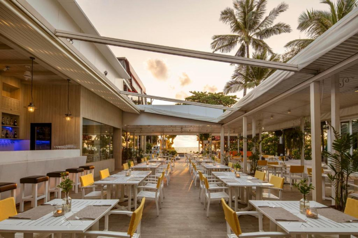 DOUBLETREE BY HILTON PHUKET BANTHAI RESORT