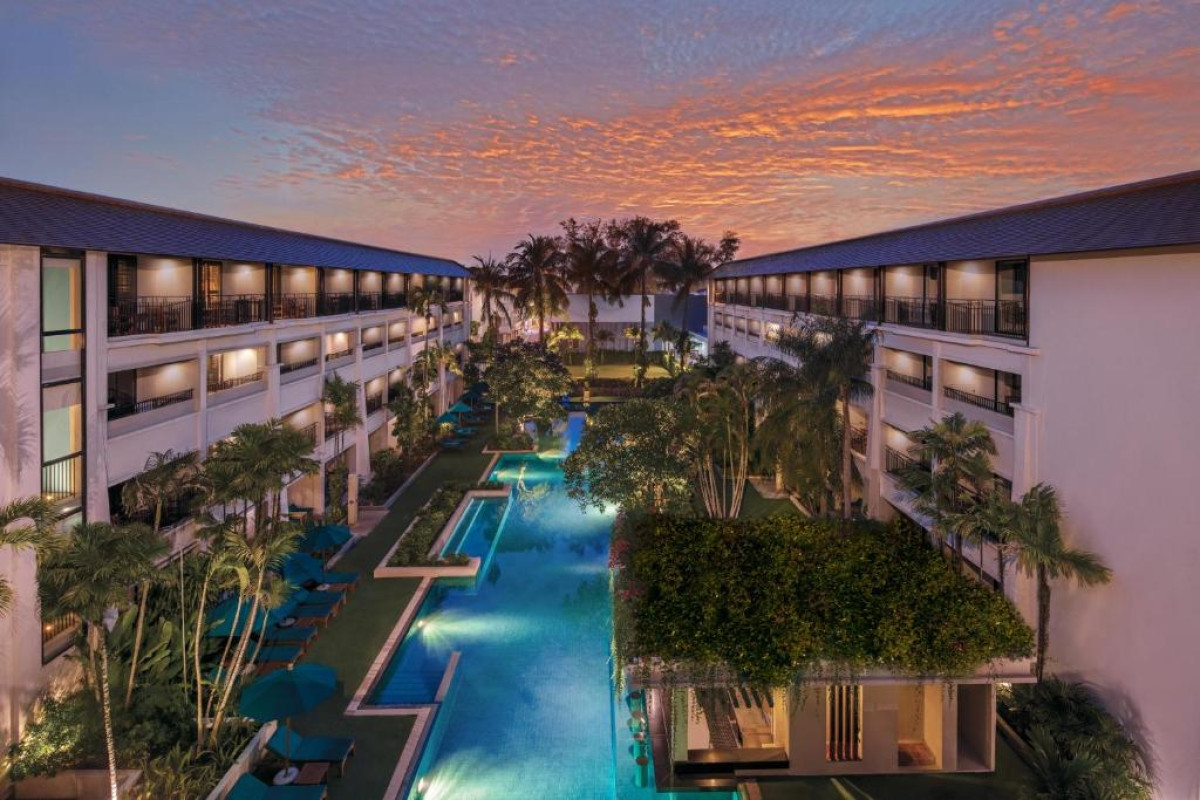 DOUBLETREE BY HILTON PHUKET BANTHAI RESORT