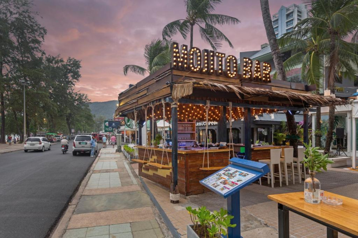 DOUBLETREE BY HILTON PHUKET BANTHAI RESORT