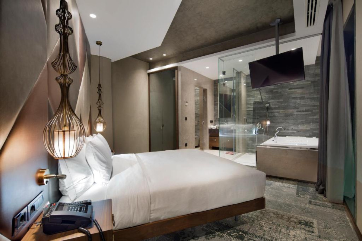 DoubleTree by Hilton Hotel Istanbul - Piyalepasa
