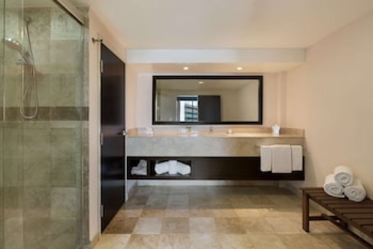 DOUBLETREE BY HILTON QUERETARO