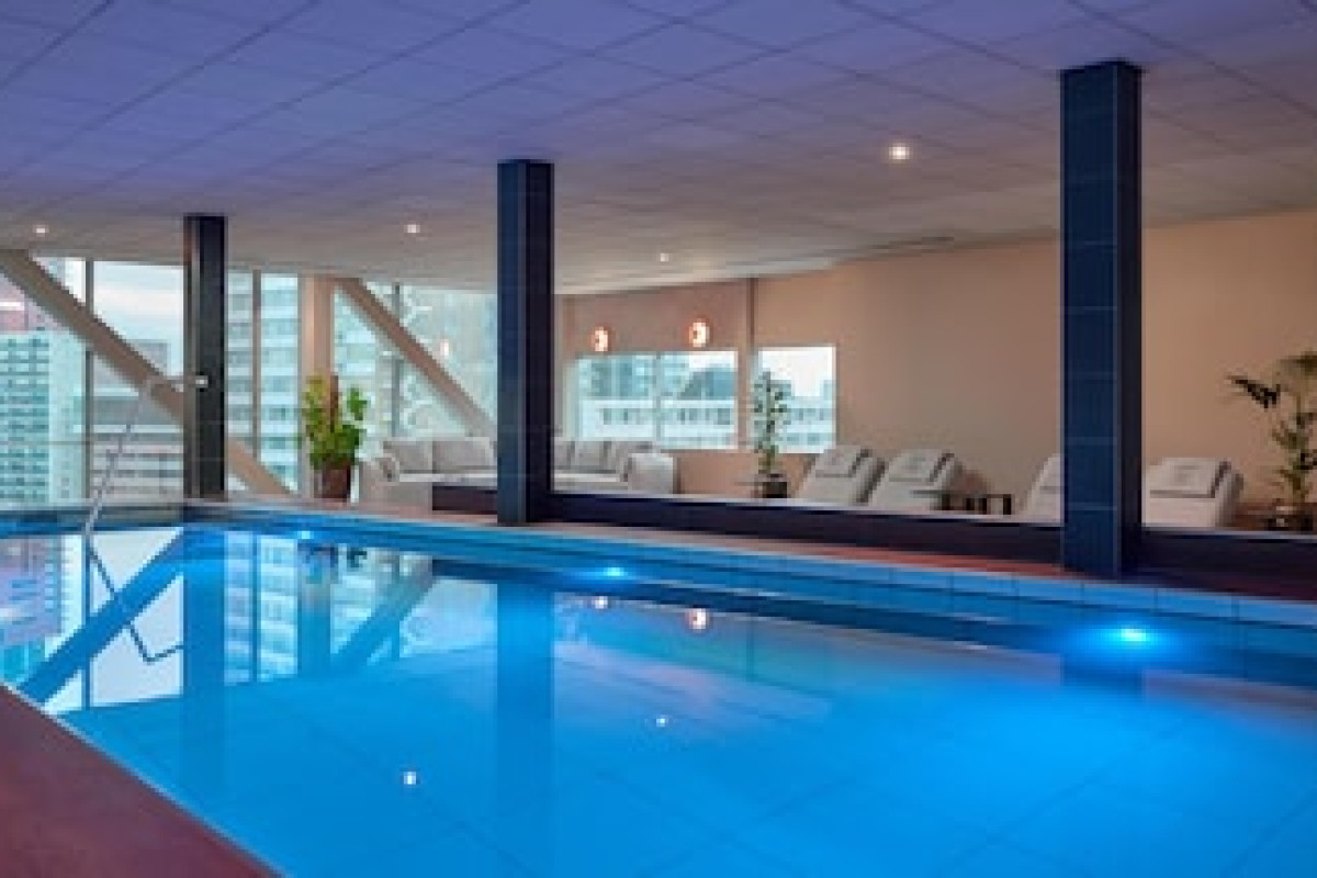 DOUBLETREE BY HILTON ROTTERDAM CENTRE