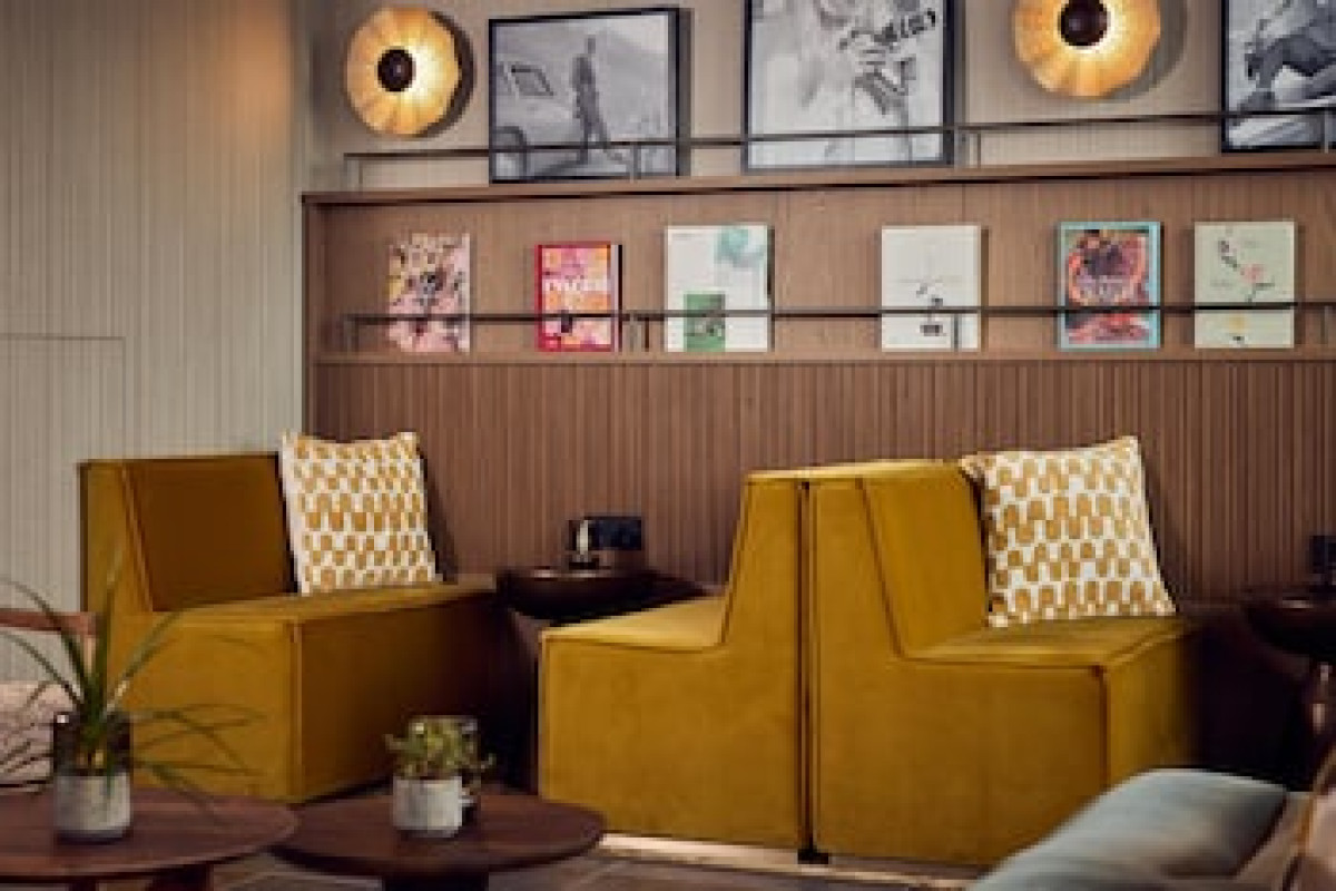 DOUBLETREE BY HILTON ROTTERDAM CENTRE