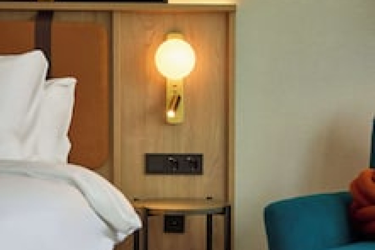 DOUBLETREE BY HILTON ROTTERDAM CENTRE