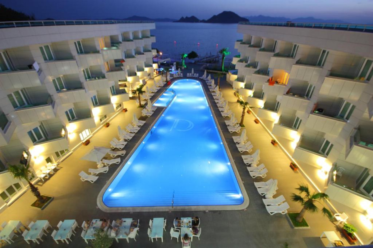 DRAGUT POINT SOUTH HOTEL