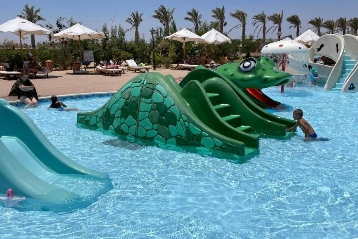 Dream Lagoon & Aqua Park Resort