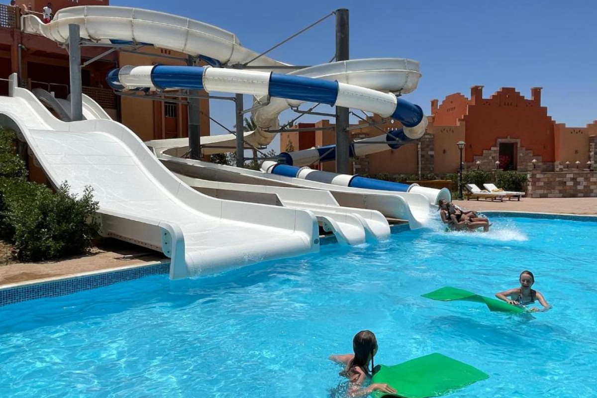 Dream Lagoon & Aqua Park Resort